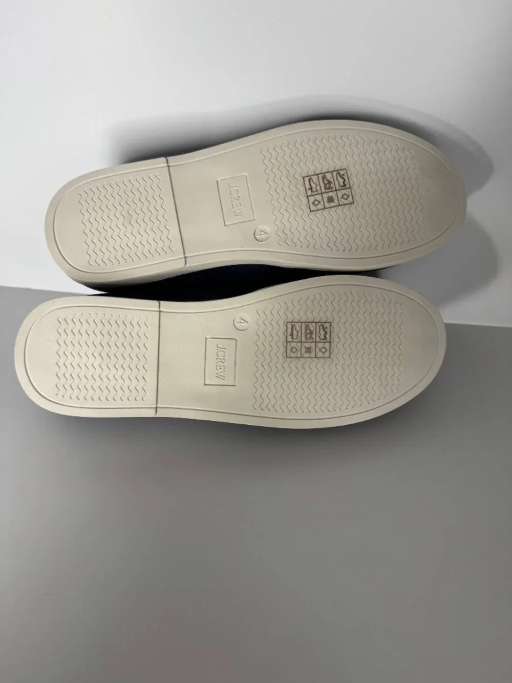 J. Crew Kids' Navy Boat Shoes Size 4 New